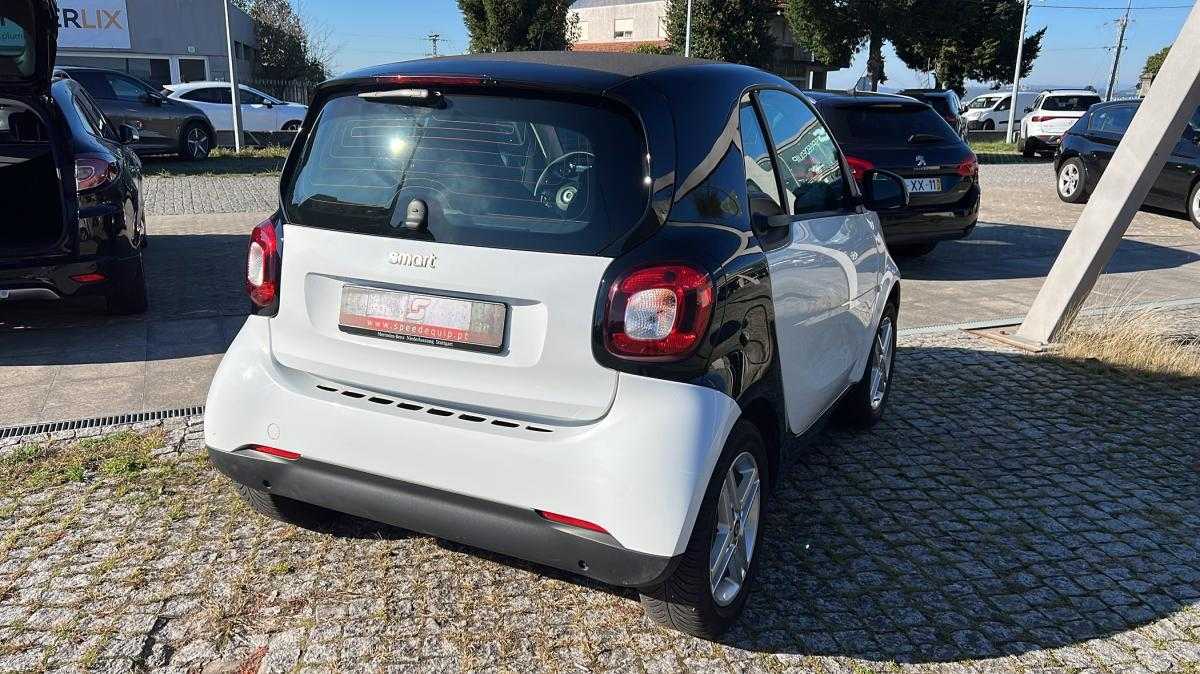 smart-fortwocoupe-2022-eletrico-0cc