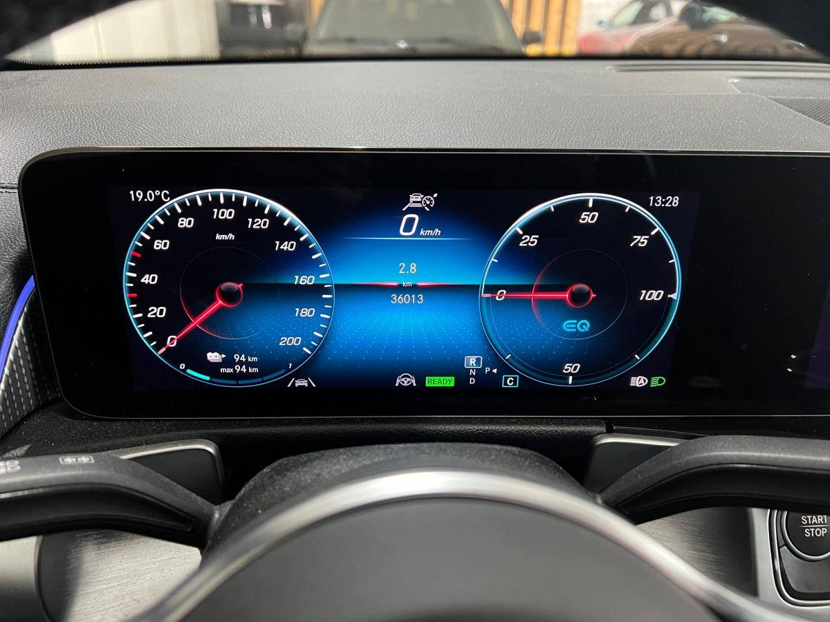 mercedes-benz-eqb-2022-eletrico-500cc