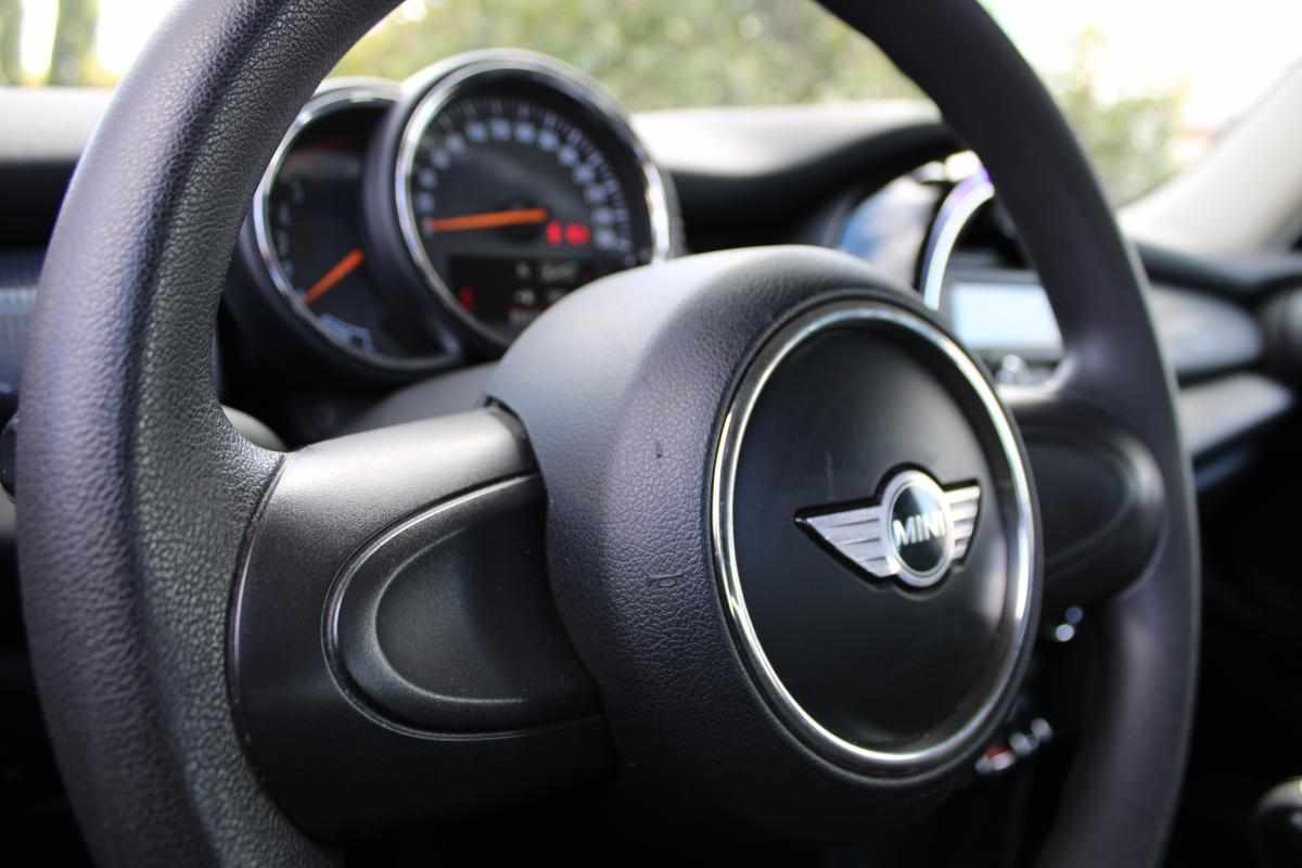 mini-hatch-d-1-5-2014-diesel-1496cc