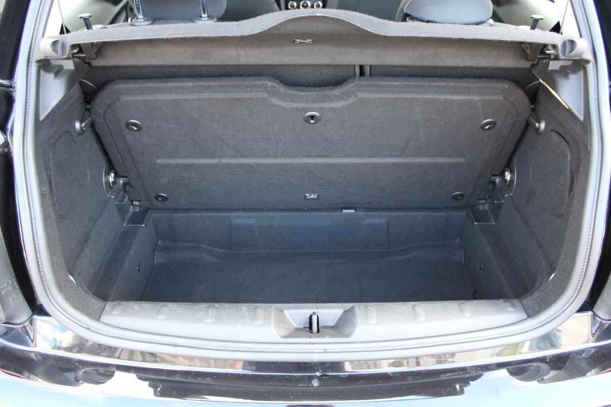 mini-hatch-d-1-5-2014-diesel-1496cc