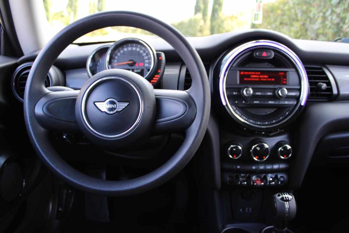 mini-hatch-d-1-5-2014-diesel-1496cc