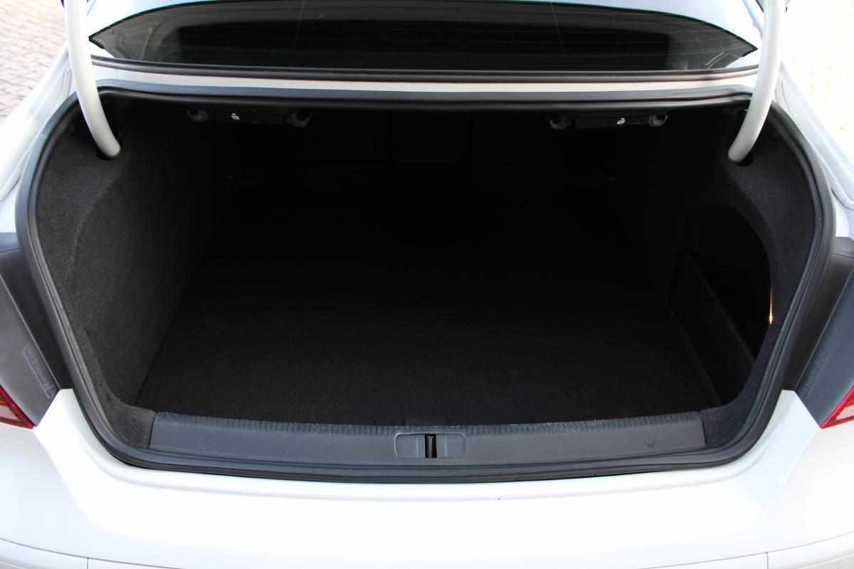 volkswagen-cc-2-0-tdi-2016-diesel-1968cc