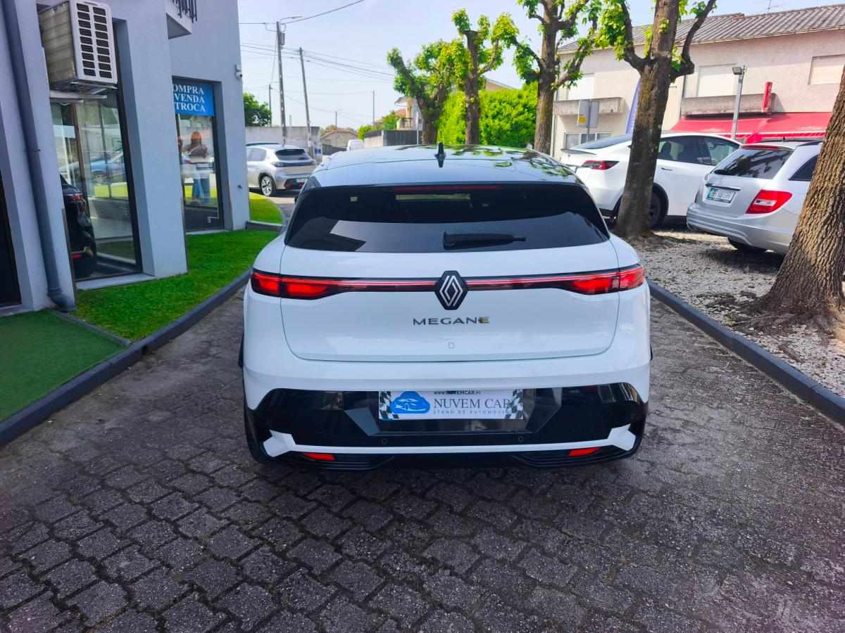 renault-megane-e-tech-ev60-2023-eletrico