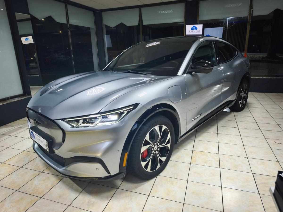 ford-mustang-mach-e-long-range-awd-2022-eletrico