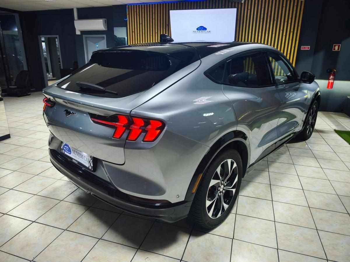 ford-mustang-mach-e-long-range-awd-2022-eletrico