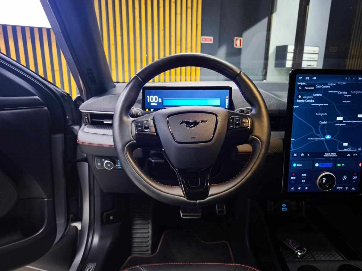 ford-mustang-mach-e-long-range-awd-2022-eletrico