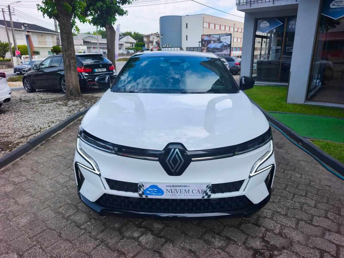 renault-megane-e-tech-ev60-2022-eletrico