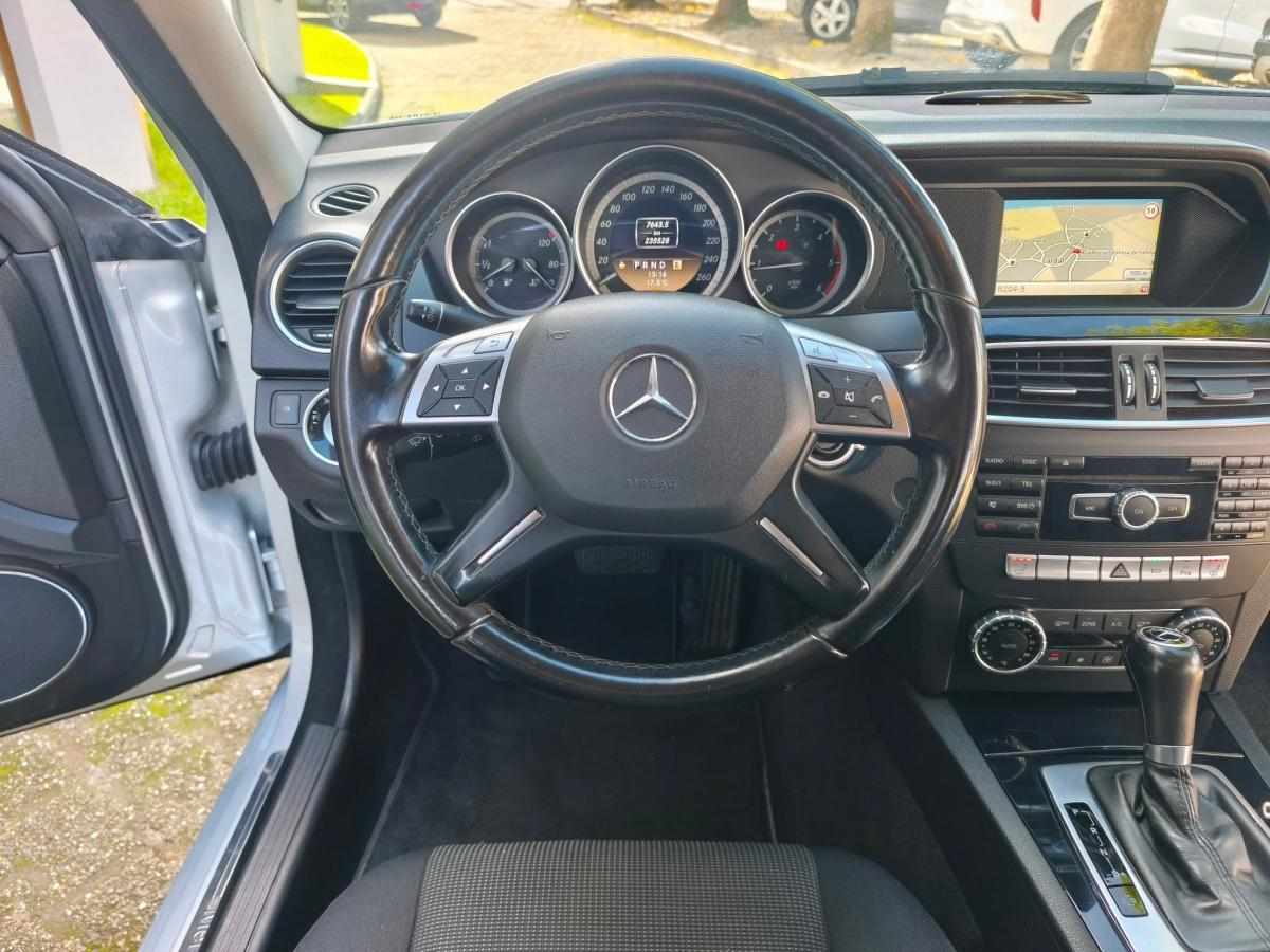 mercedes-benz-classe-c-2011-diesel-2200cc