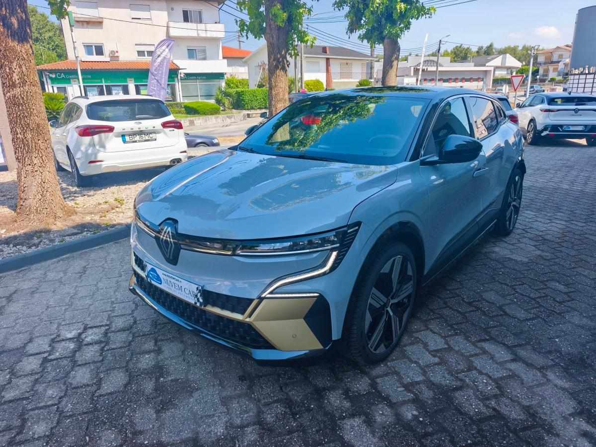 renault-megane-e-tech-ev60-2023-eletrico
