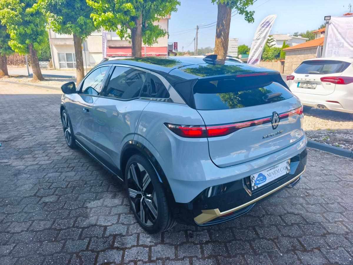 renault-megane-e-tech-ev60-2023-eletrico