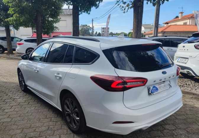 ford-focus-sw-2022-hibrido-1000cc