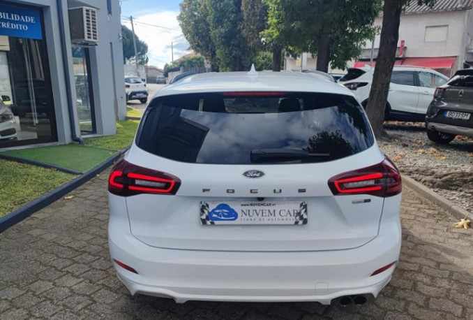 ford-focus-sw-2022-hibrido-1000cc