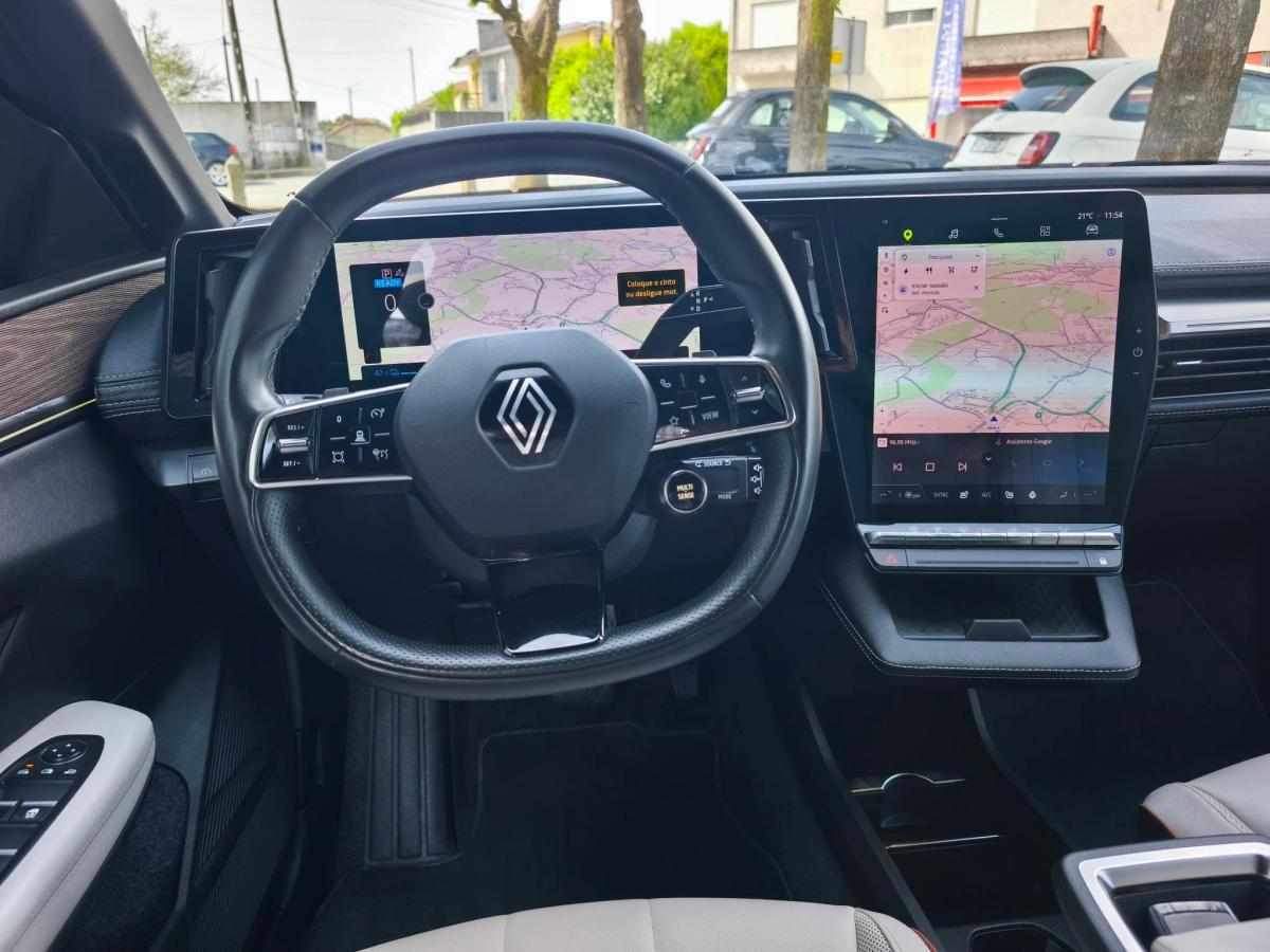 renault-megane-e-tech-ev60-2022-eletrico