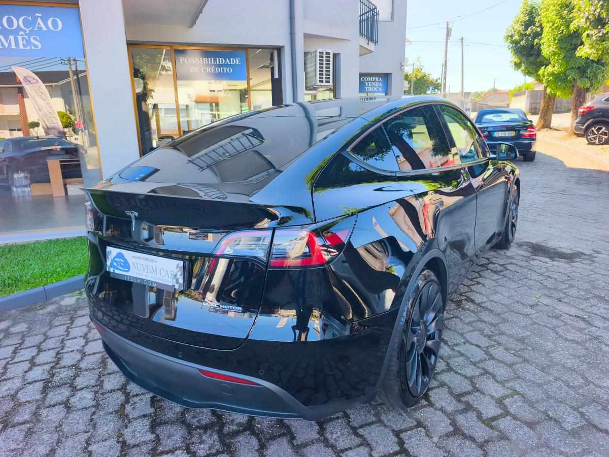 tesla-model-y-performance-2022-eletrico