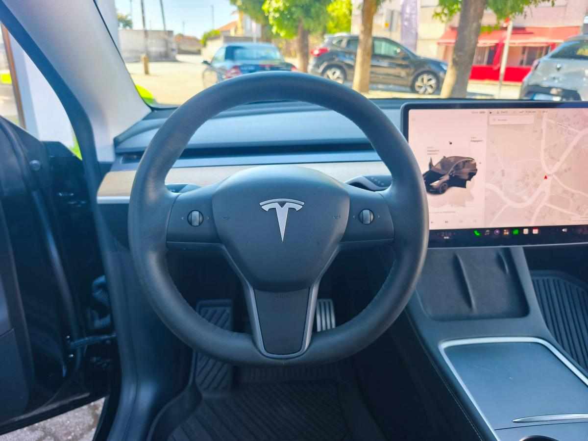 tesla-model-y-performance-2022-eletrico
