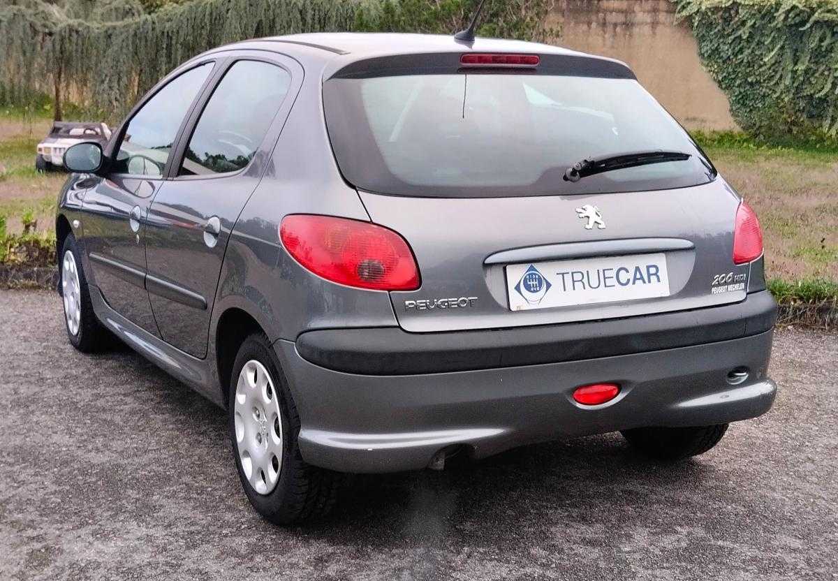 peugeot-206-2009-diesel-1398cc