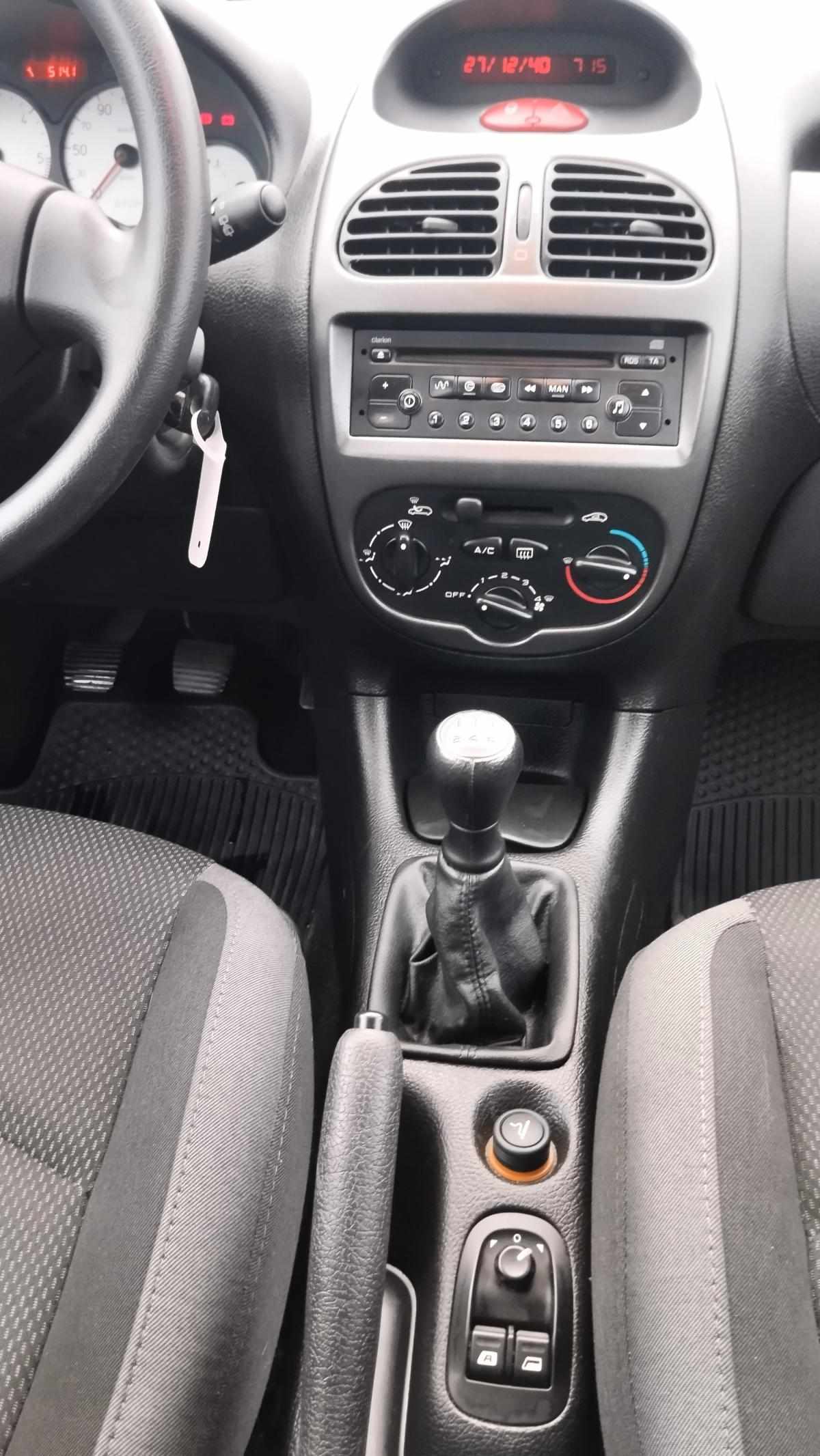 peugeot-206-2009-diesel-1398cc