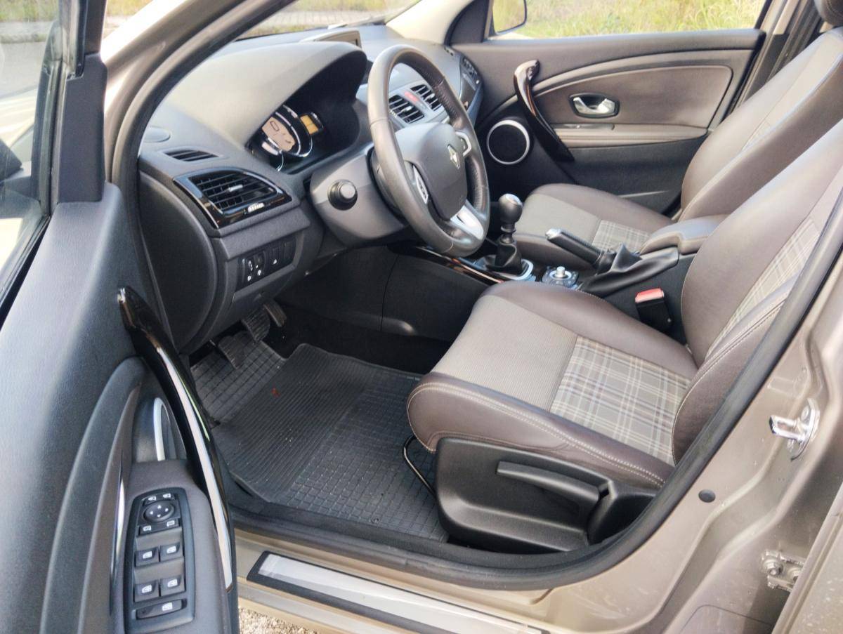 renault-megane-2011-diesel-1461cc