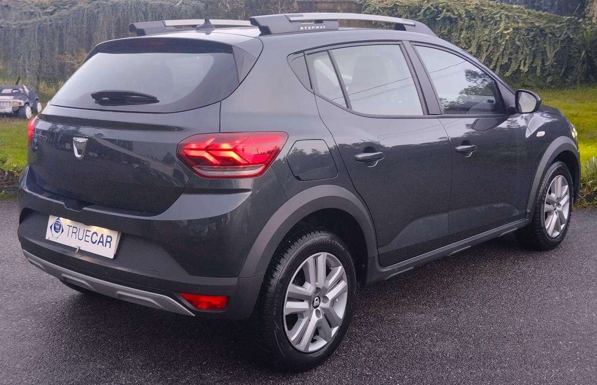 dacia-sandero-2022-gpl-999cc