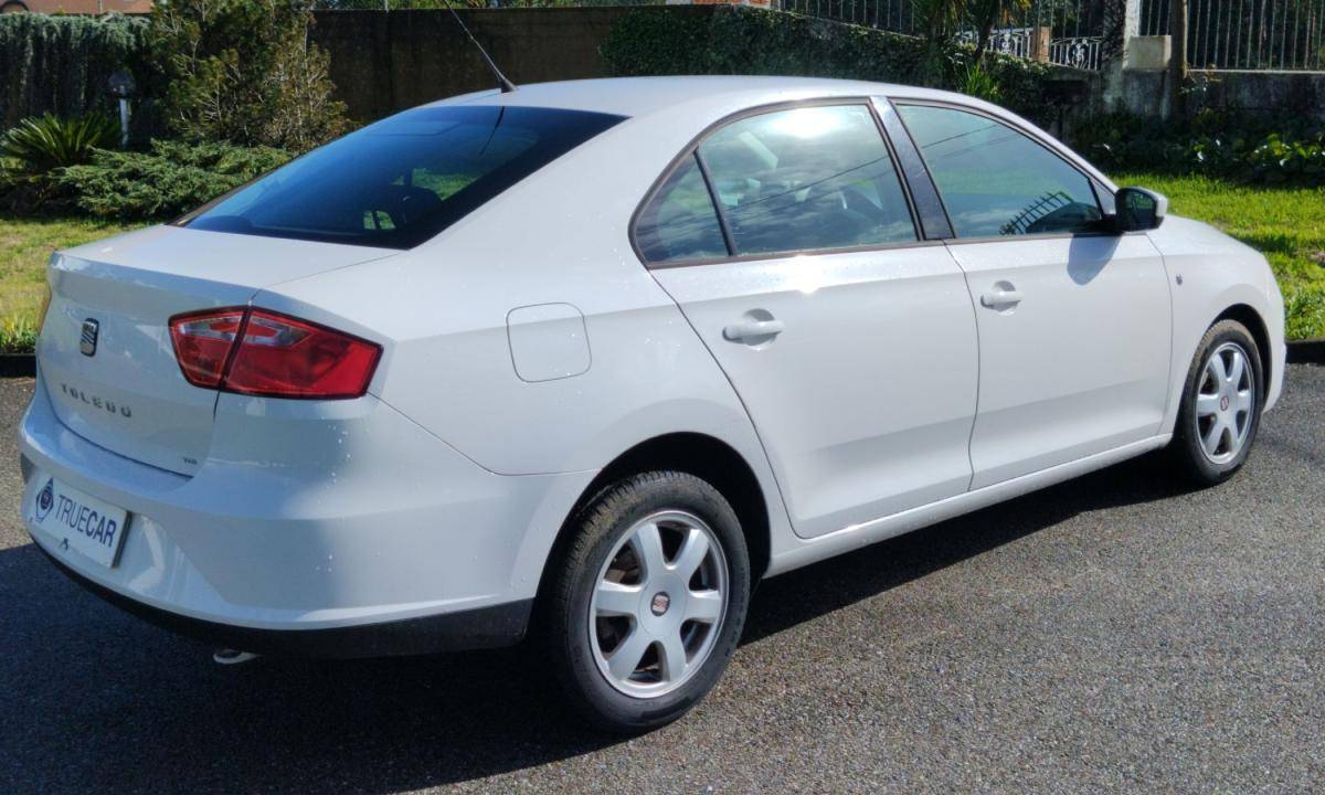 seat-toledo-2013-diesel-1598cc