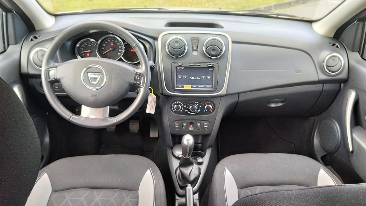 dacia-sandero-2014-gasolina-999cc
