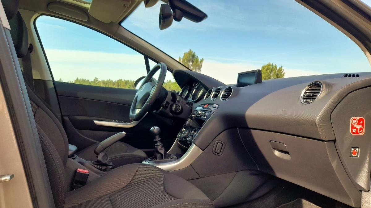 peugeot-308-sw-2013-diesel-1560cc