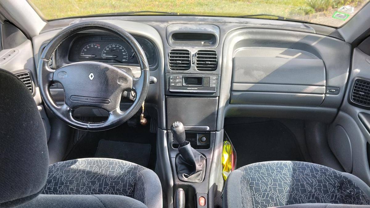 renault-laguna-1997-diesel-2188cc