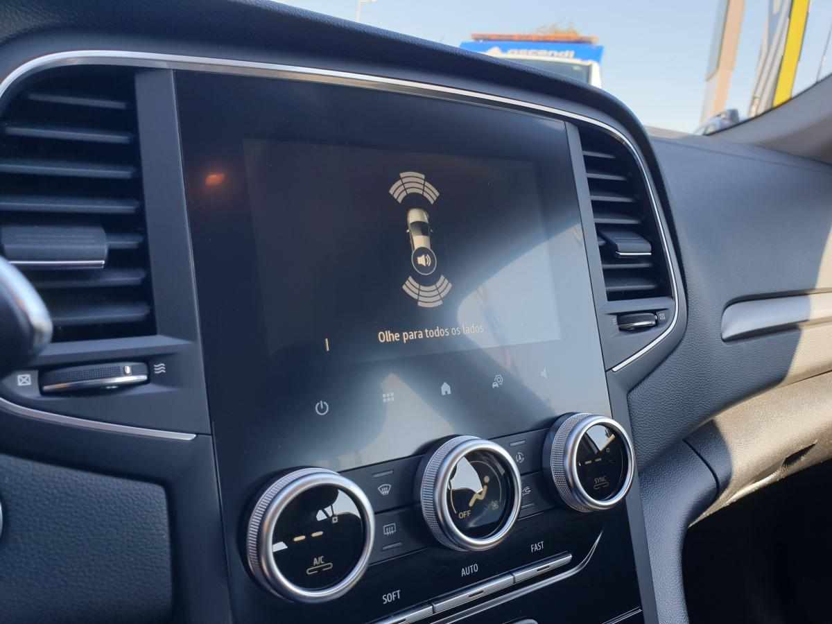 renault-megane-1-5-blue-dci-2024-diesel-1461cc