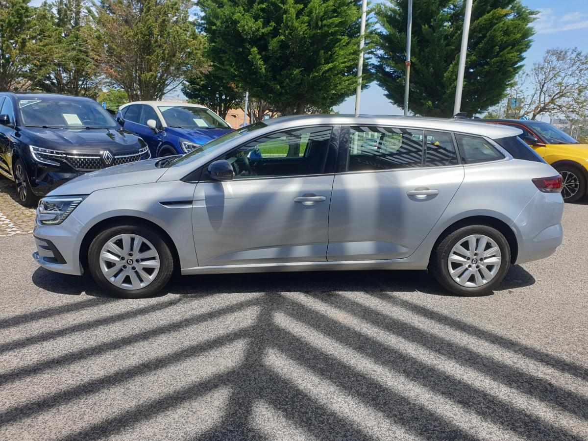 renault-megane-1-5-blue-dci-2024-diesel-1461cc