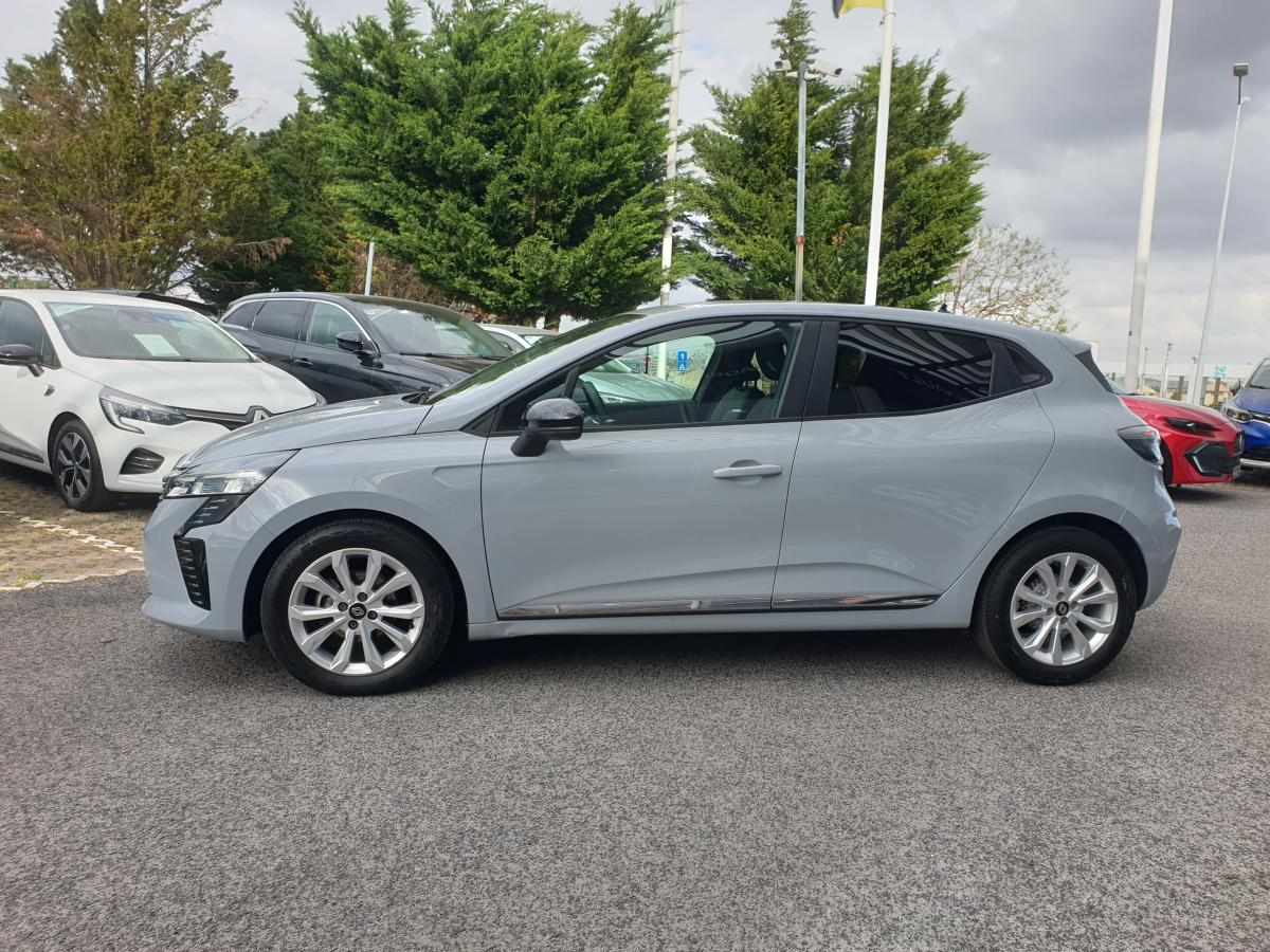 renault-clio-1-0-tce-2024-gasolina-999cc