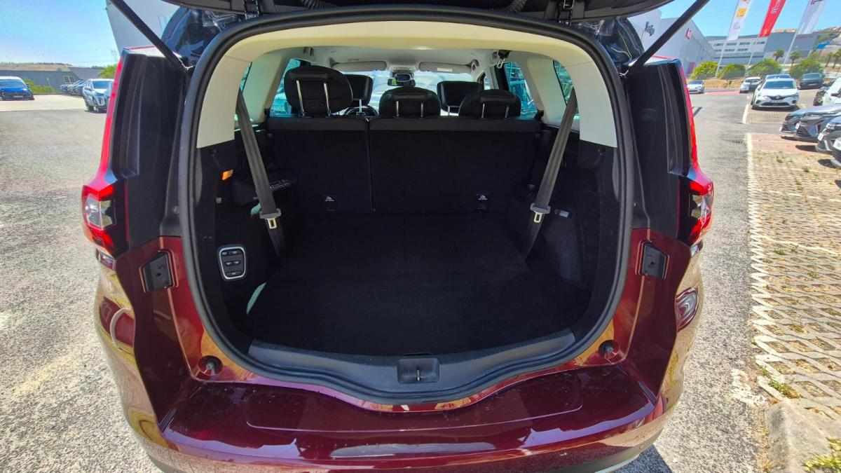 renault-scenic-1-7-blue-dci-2020-diesel-1749cc