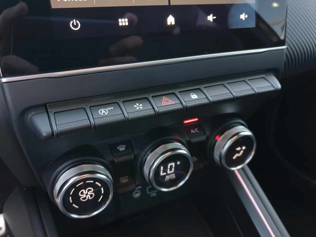 renault-clio-1-0-tce-2023-gasolina-999cc