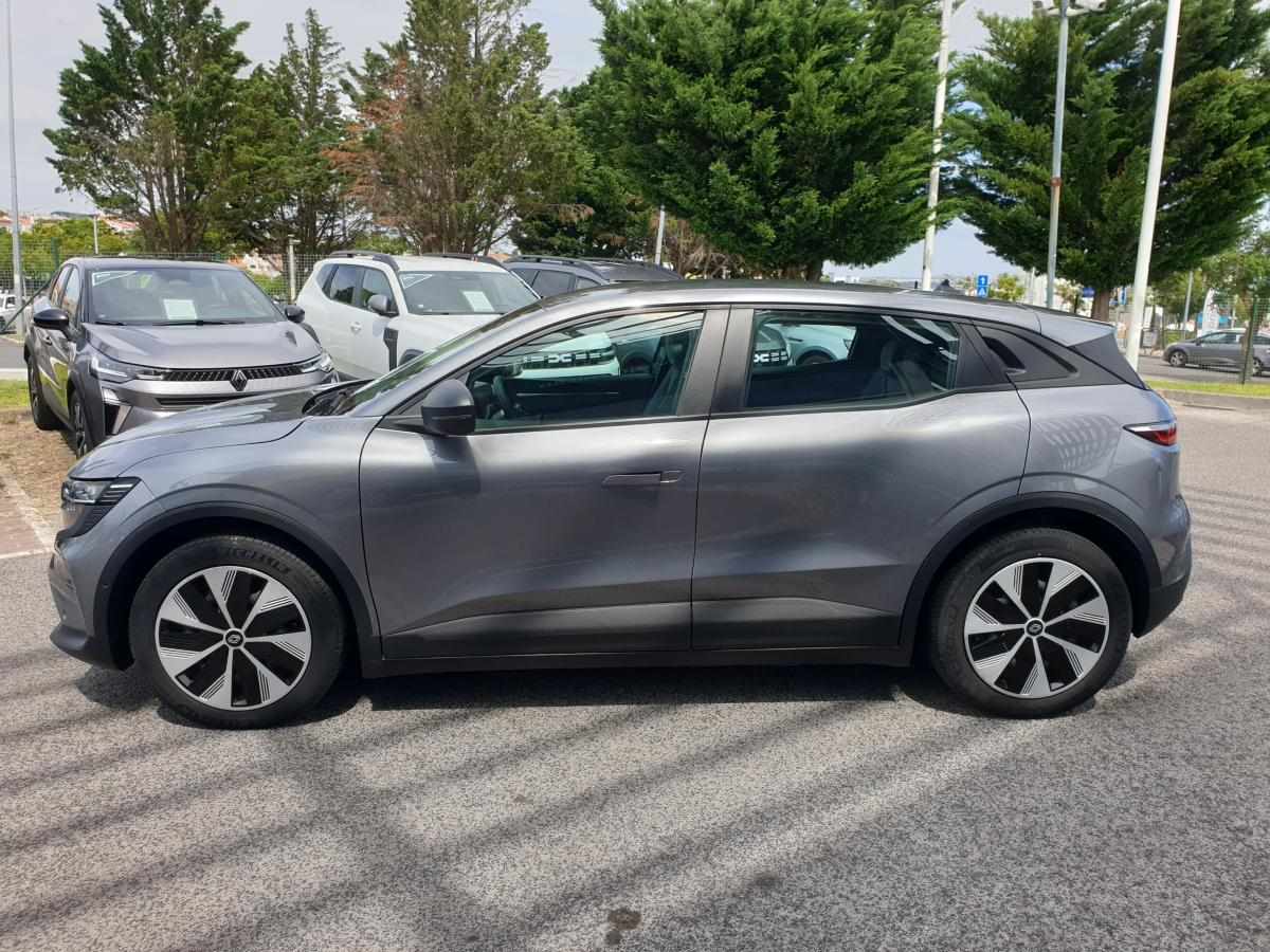 renault-megane-e-tech-ev60-2024-eletrico