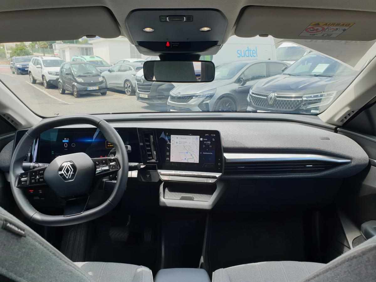 renault-megane-e-tech-ev60-2024-eletrico