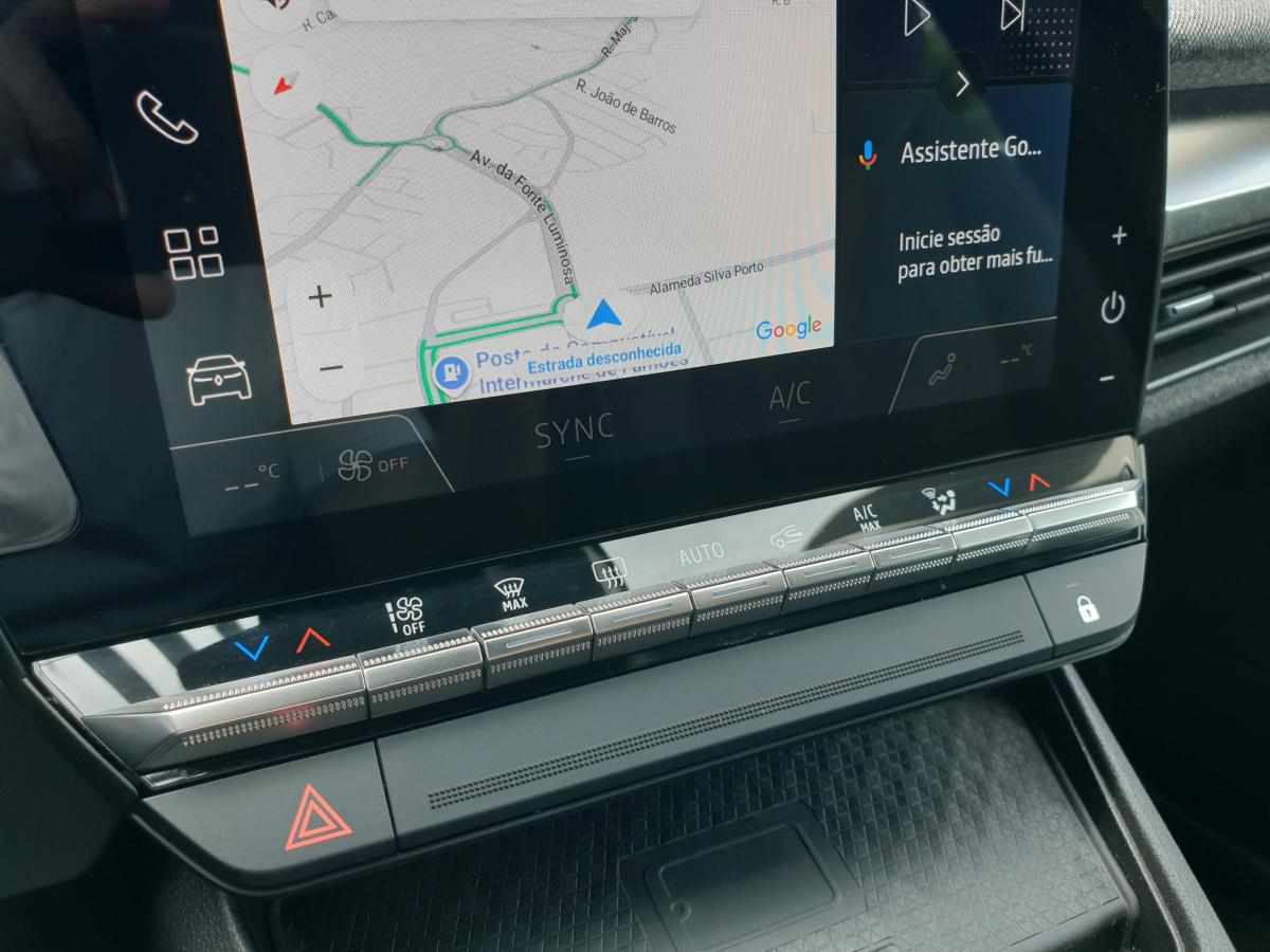 renault-megane-e-tech-ev60-2024-eletrico