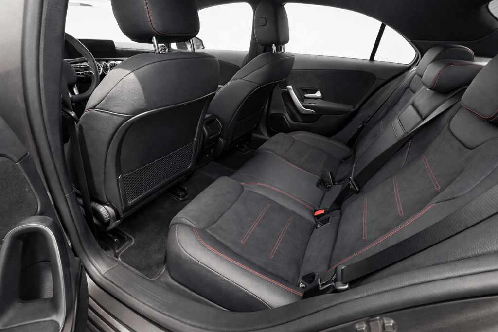 mercedes-benz-classe-a-a-200-2024-gasolina-1332cc