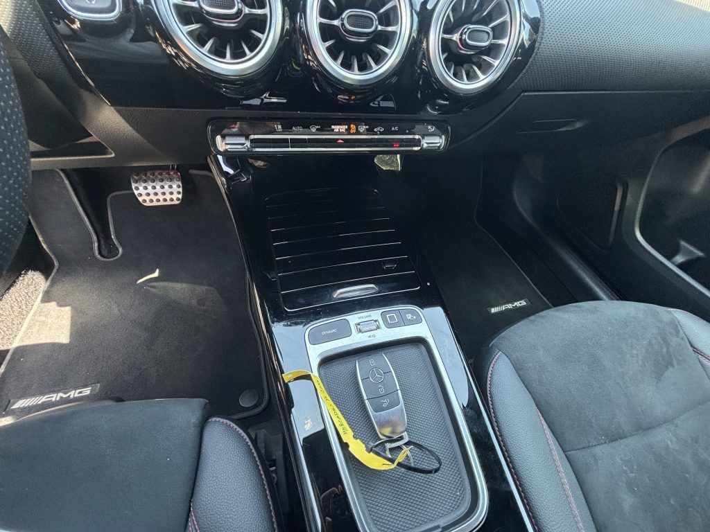mercedes-benz-classe-a-a-200-2024-gasolina-1332cc