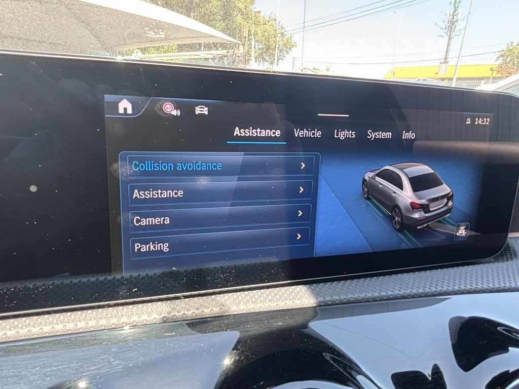 mercedes-benz-classe-a-a-200-2024-gasolina-1332cc
