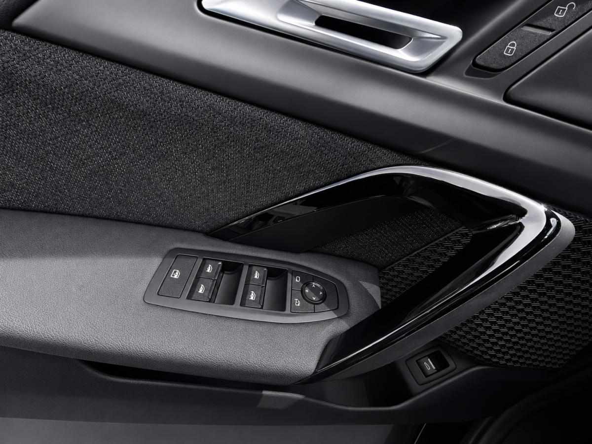 bmw-x1-sdrive18i-2024-gasolina-1499cc