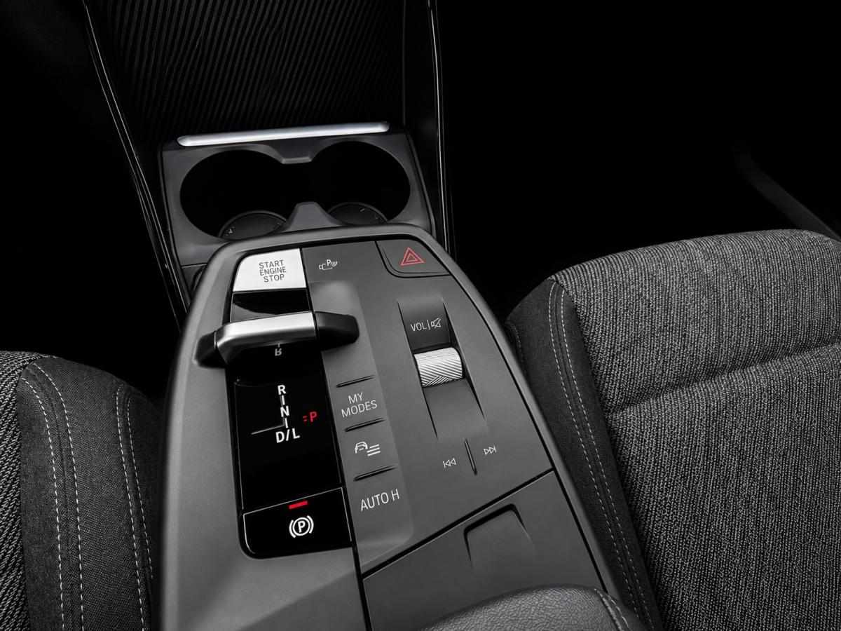 bmw-x1-sdrive18i-2024-gasolina-1499cc