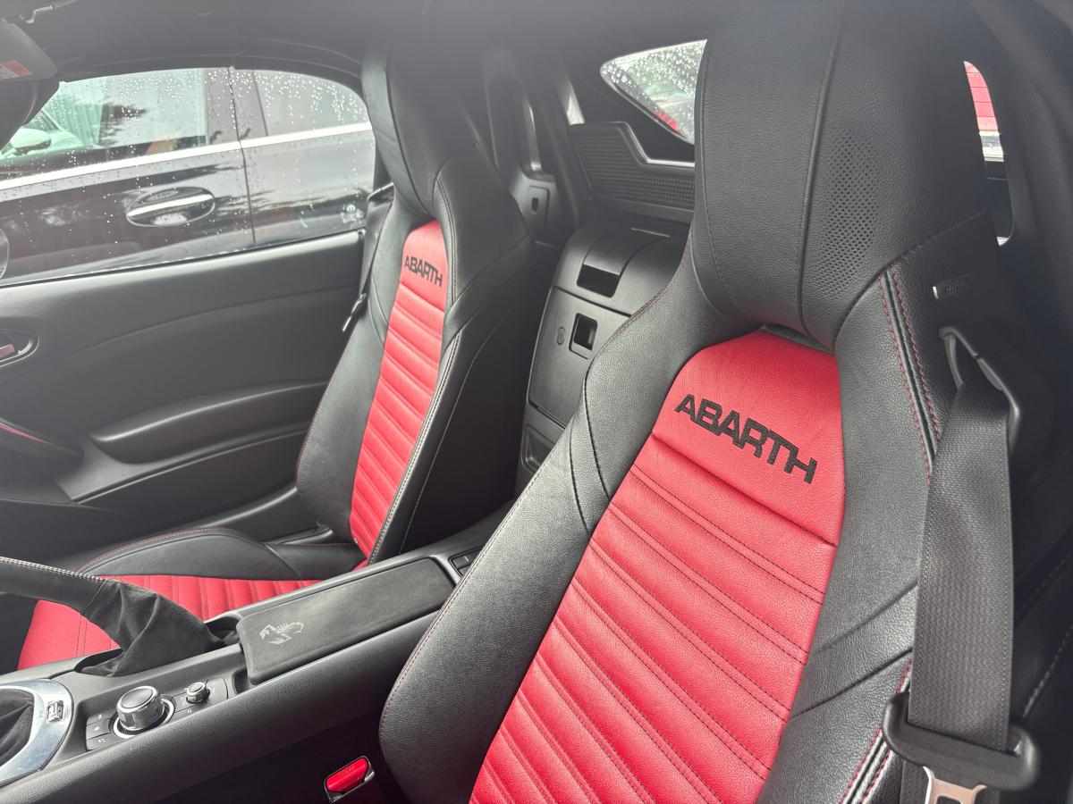 abarth-124-spider-1-4-170cv-2017-gasolina-1368cc