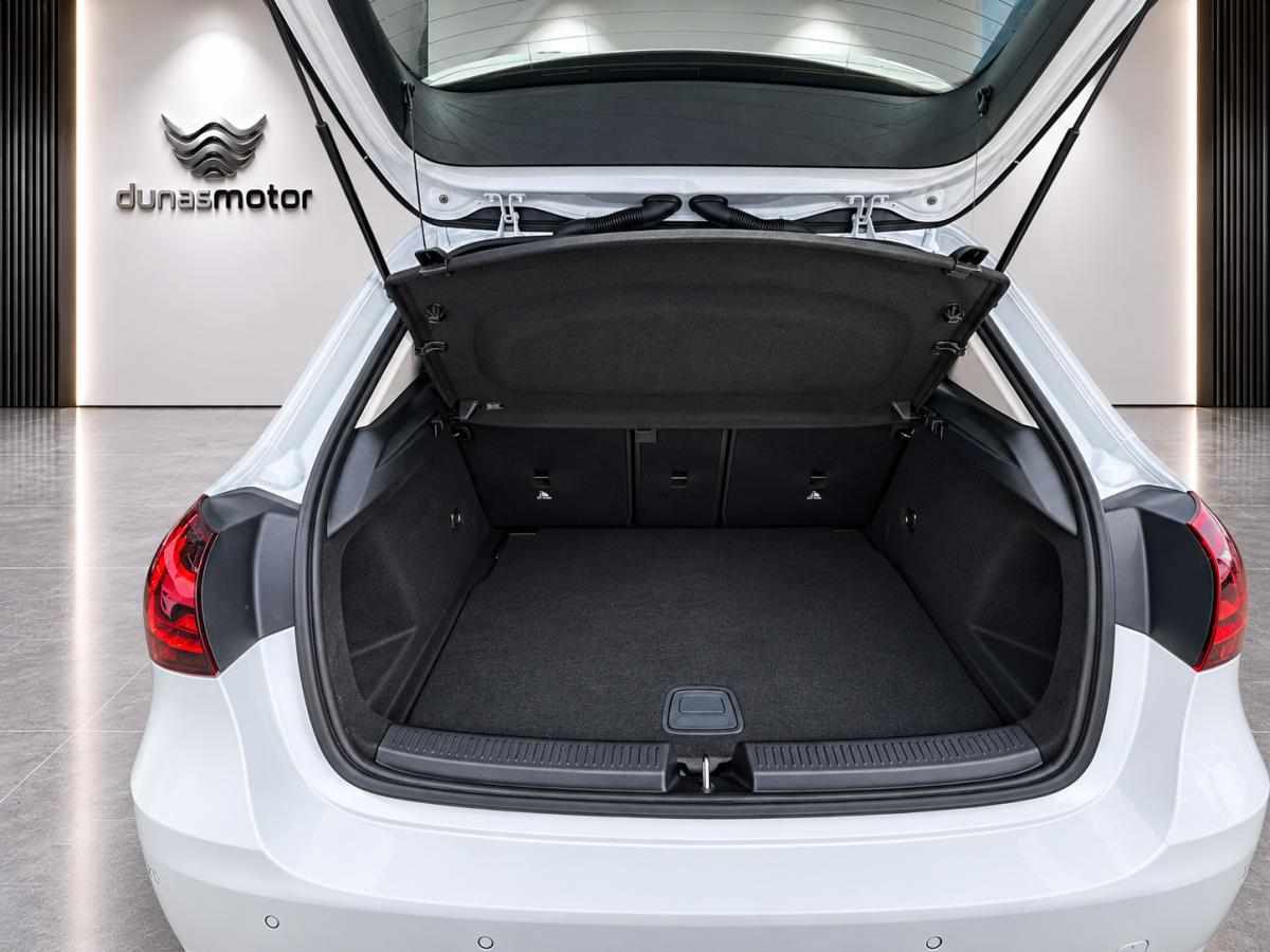 mercedes-benz-classe-a-a-200-2024-gasolina-1332cc
