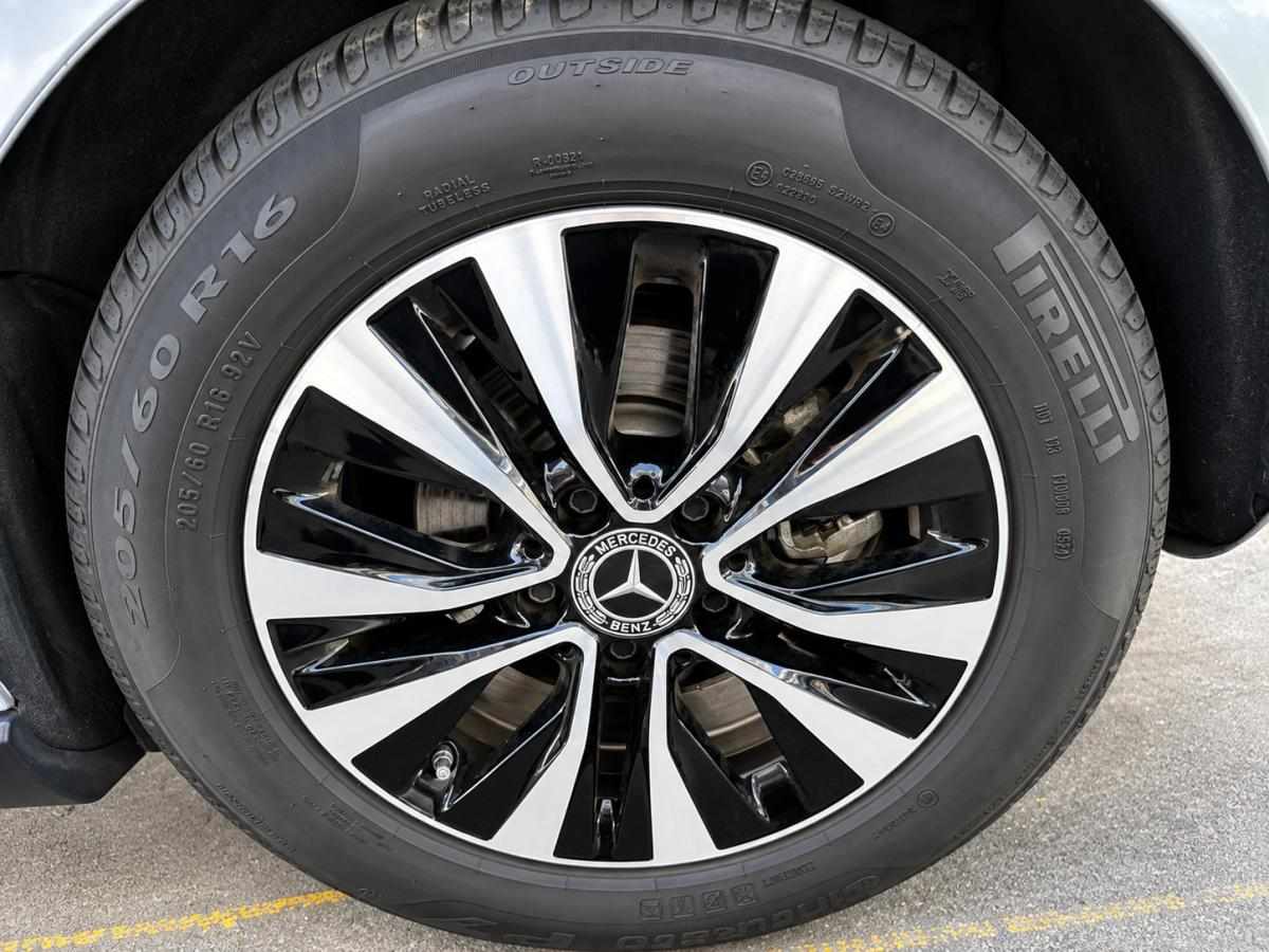 mercedes-benz-classe-a-a-200-2024-gasolina-1332cc