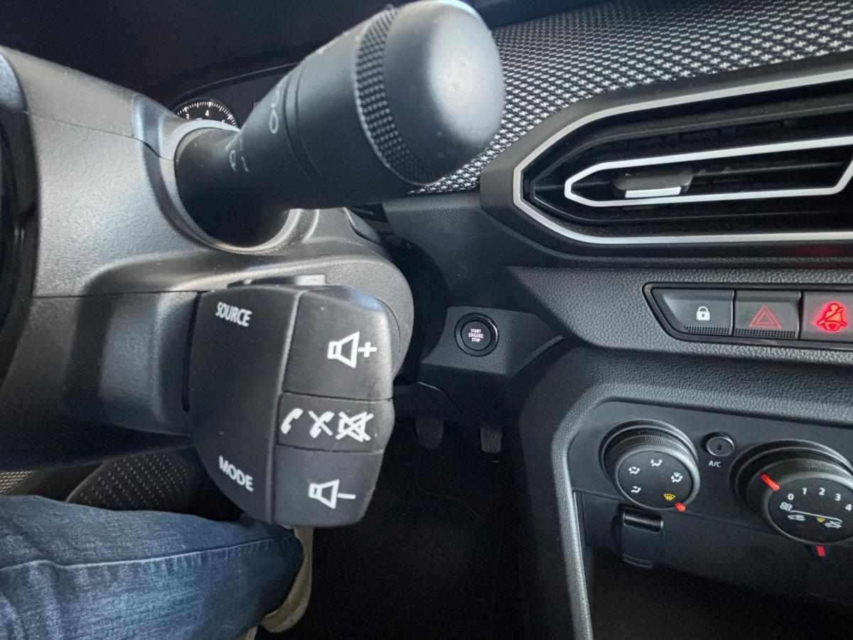 dacia-sandero-1-0-tce-2023-gasolina-999cc