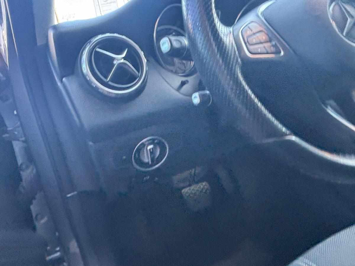 mercedes-benz-gla-200-cdi-2015-diesel-2143cc