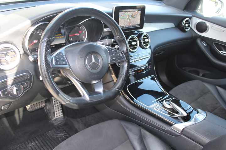 mercedes-benz-glc-220-d-2-1-4matic-2017-diesel-2143cc