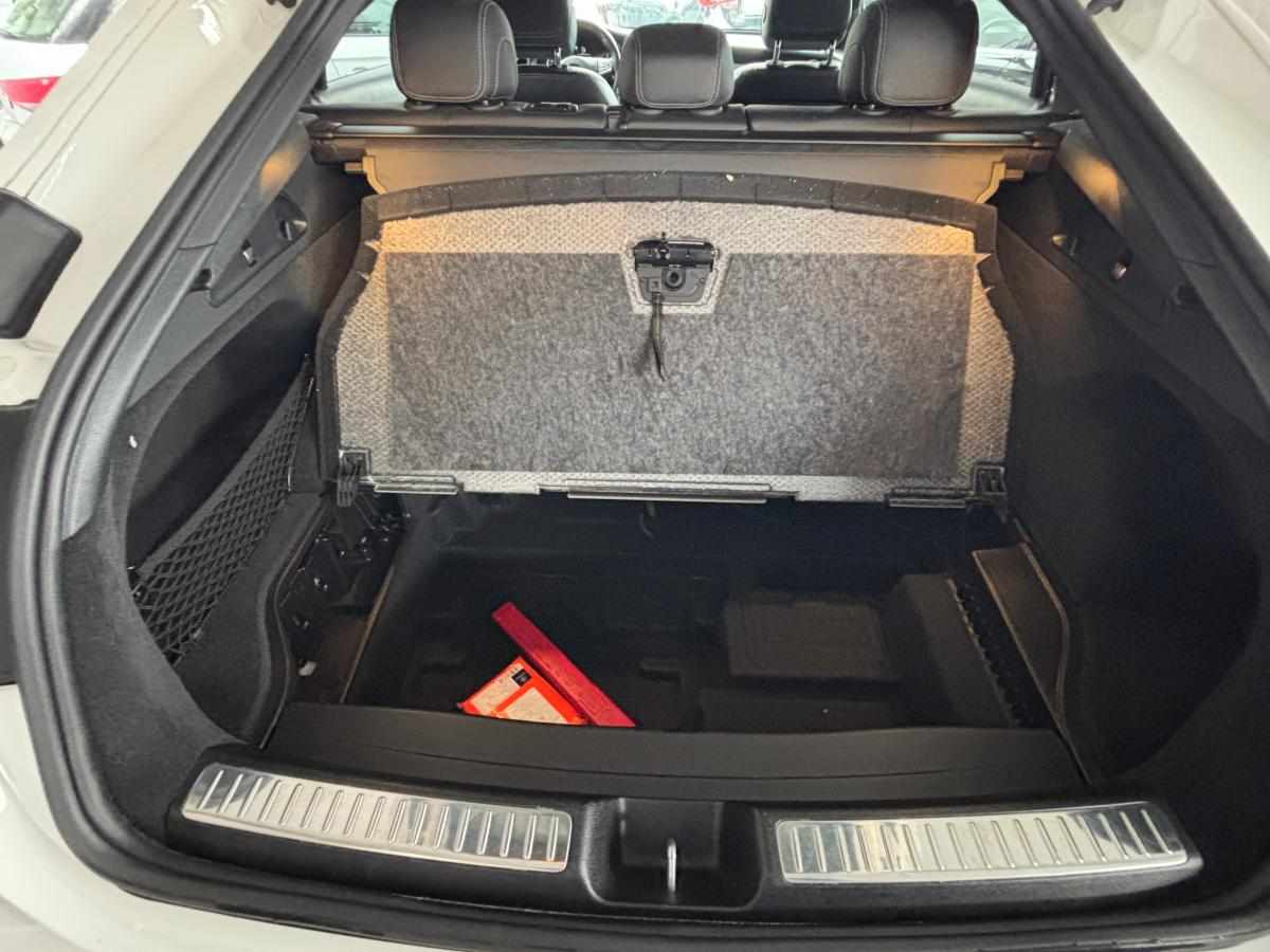 mercedes-benz-glc-250-d-4matic-2018-diesel-2143cc