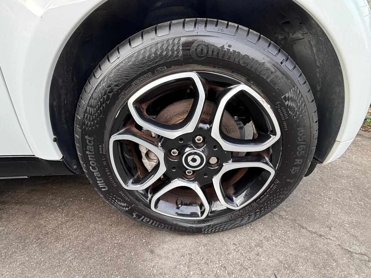 smart-fortwo-17-6-kwh-2017-eletrico