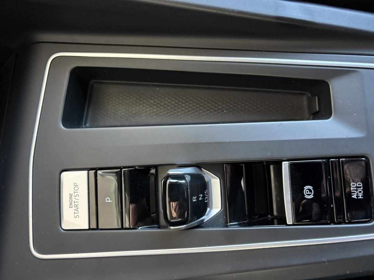 volkswagen-golf-2-0-tdi-2022-diesel-1968cc