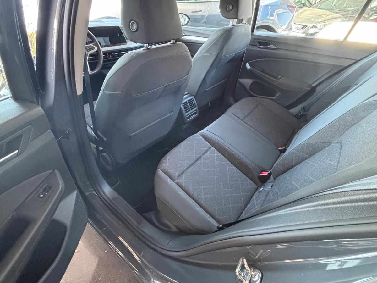 volkswagen-golf-2-0-tdi-2022-diesel-1968cc